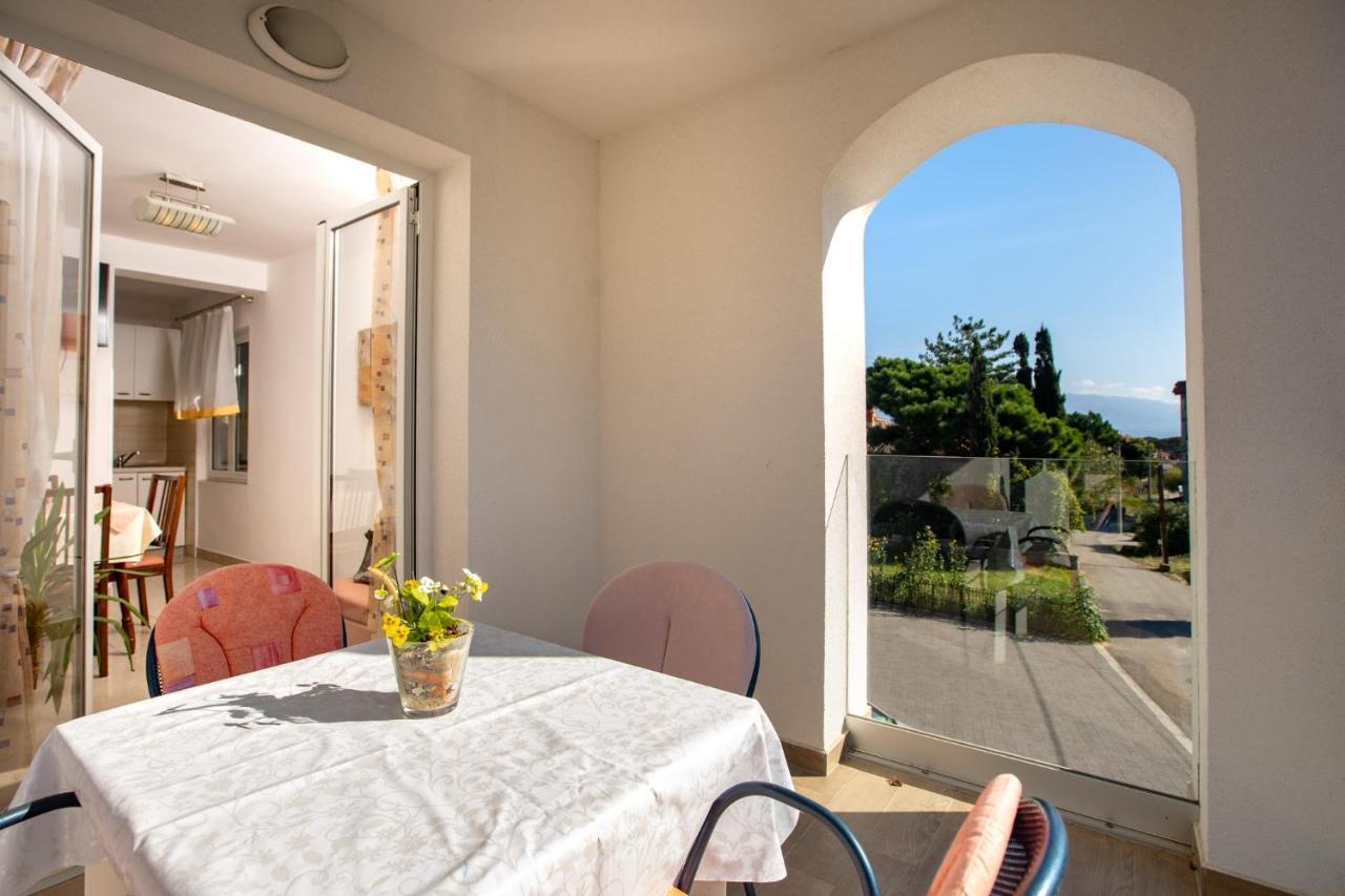 Apartments Lazaric Lopar Exterior foto