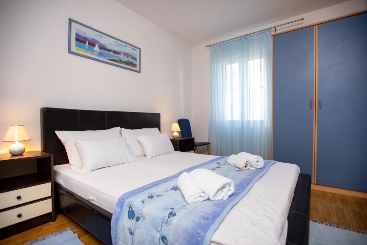 Apartments Lazaric Lopar Exterior foto